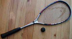 Squash-racquet-and-ball
